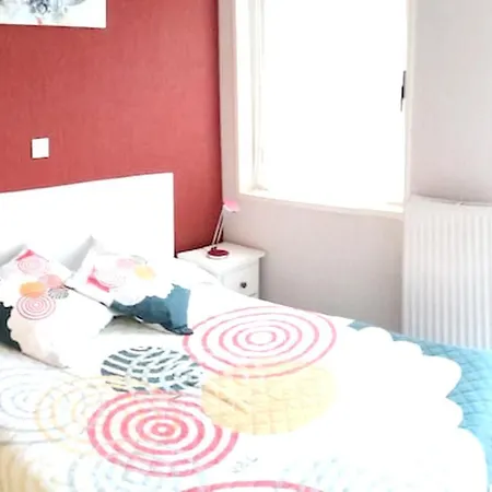 Cosy A 45 M² Parking Inclus Lejlighed *